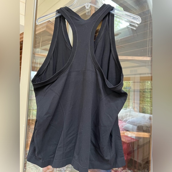 Athleta tank size 16 - Picture 2 of 2